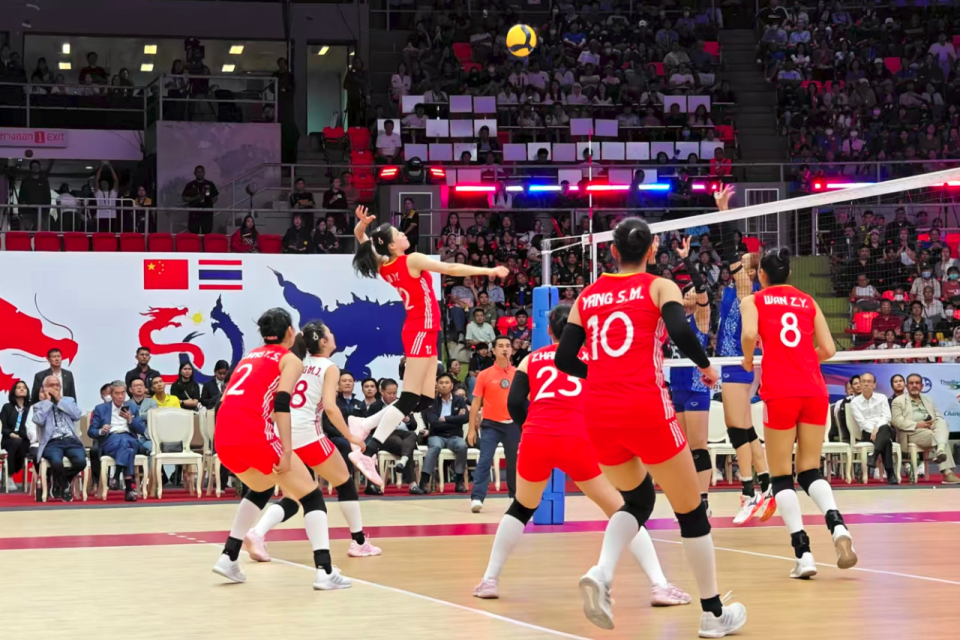 竟现场模仿, YcrE