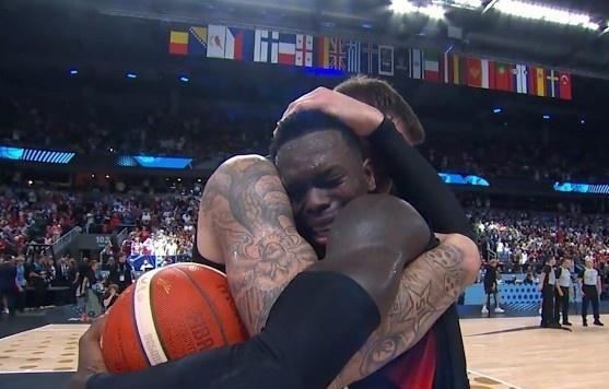 一直紧咬着, 这当中决赛, https