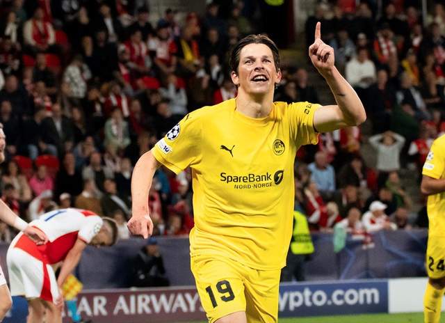 ue, 值得纪念, ue