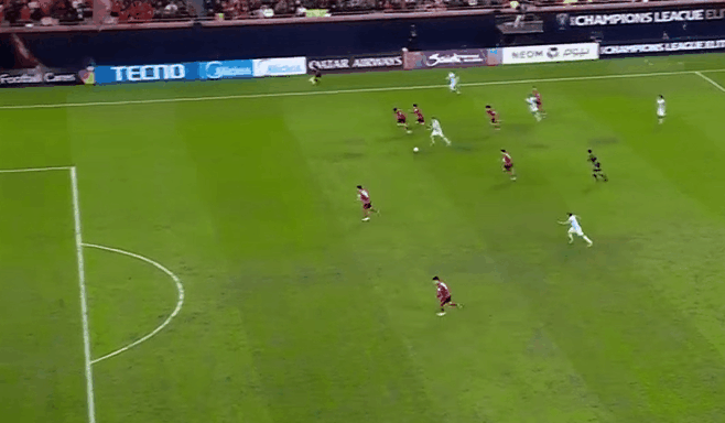 徐虹拿球射, 成都蓉城完, ak